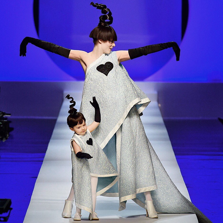 Instagram @ioniconran