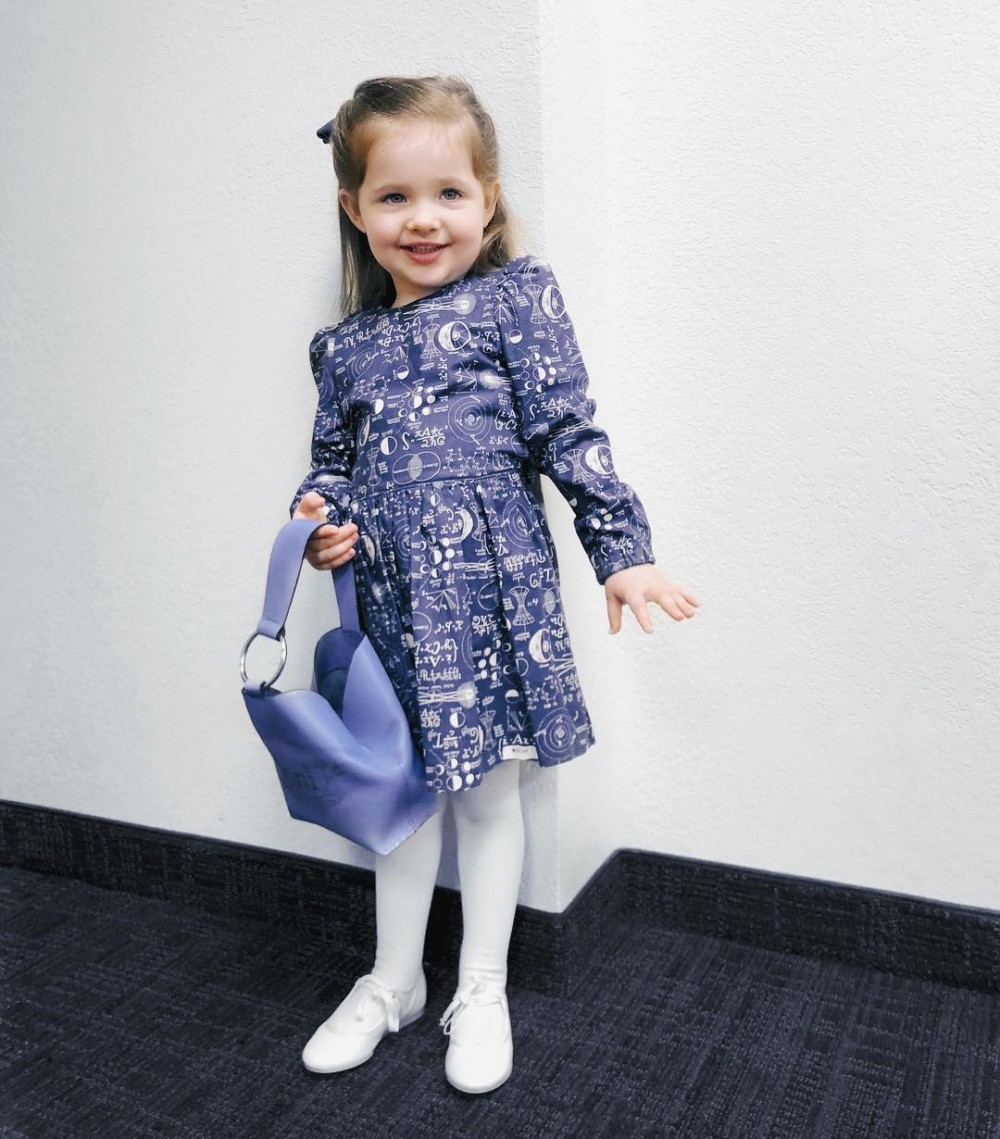 Instagram @ioniconran