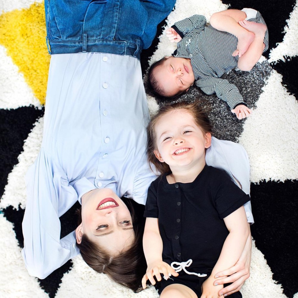 Instagram @ioniconran