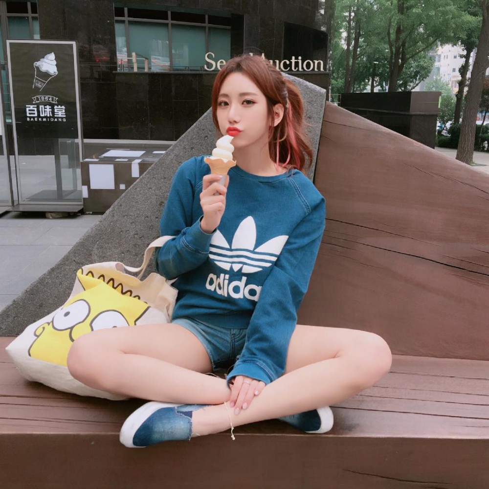 Instagram @yejunghwa