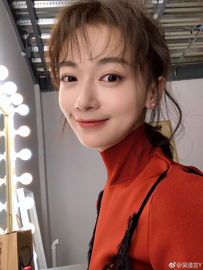 微博 ＠吳謹言Y