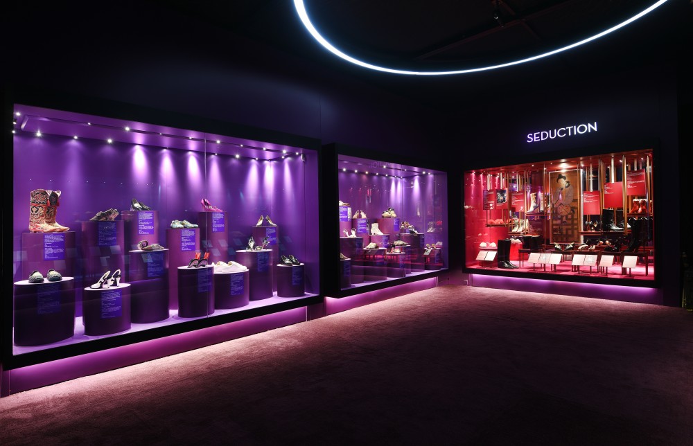 一雙鞋履一段故事！Shoes：Pleasure And Pain展覽來到亞洲巡展終站！