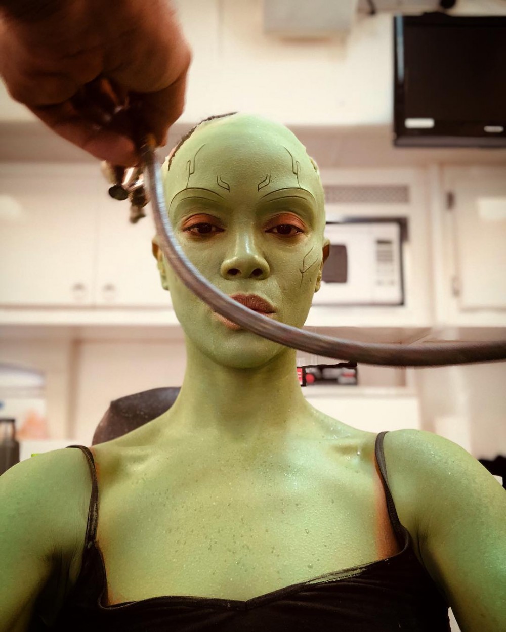 Instagram @zoesaldana