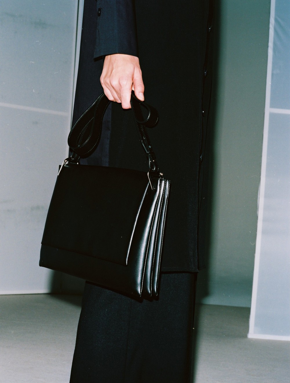 別了Céline!喜愛簡約風格的女生不能再錯過這個品牌!
