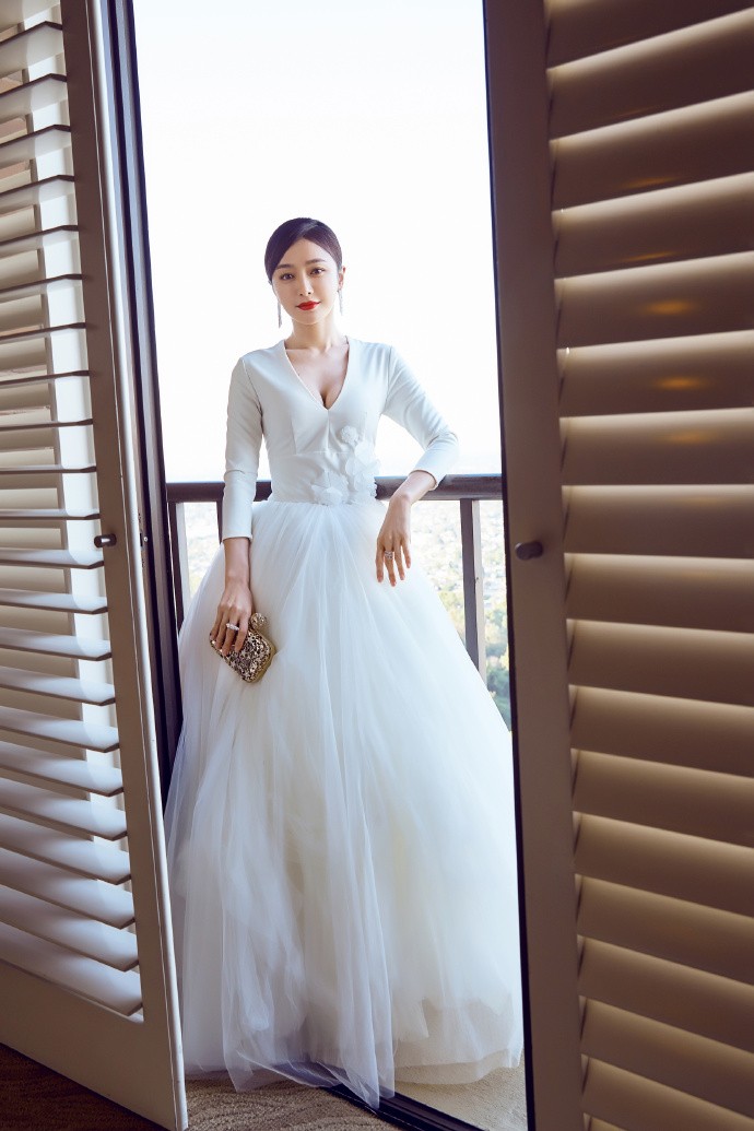 秦嵐工作室@新浪微博