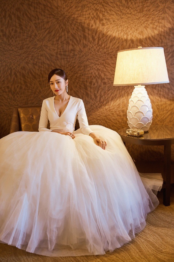 秦嵐工作室@新浪微博