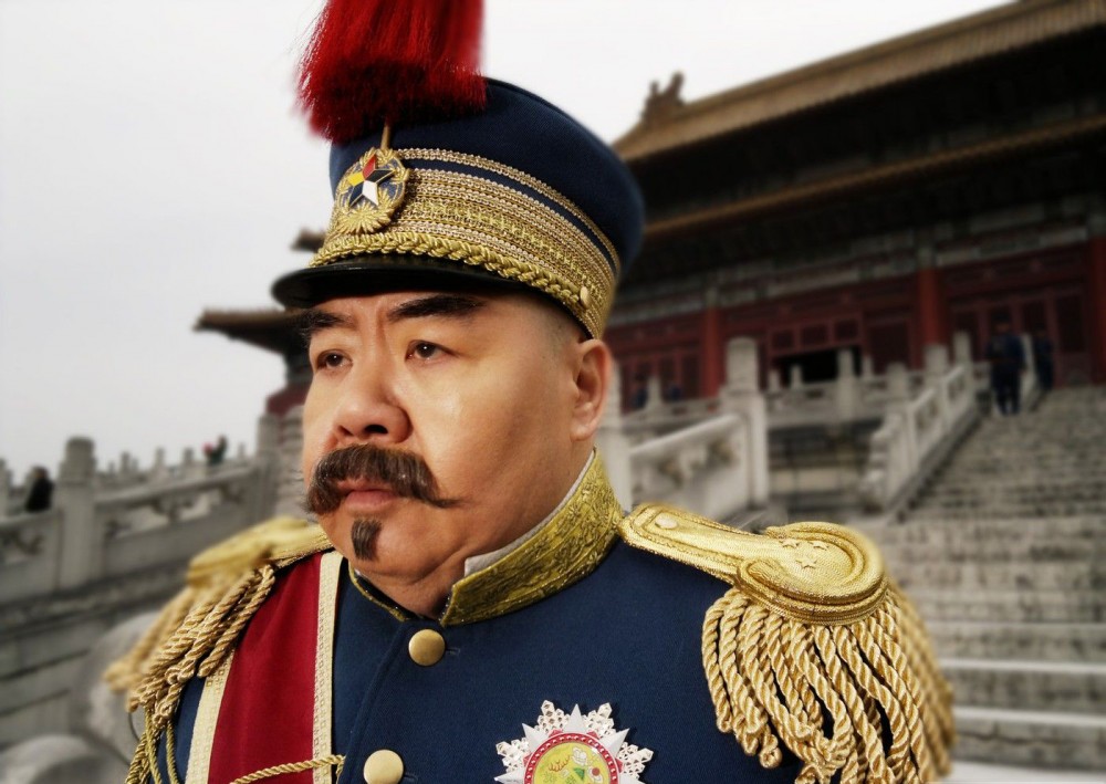 「肥貓」鄭則仕為償還千萬巨債變賣家產！精湛演技再次獲得觀眾肯定！