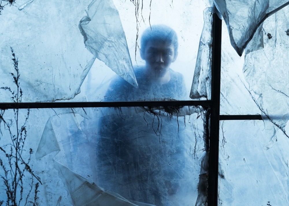 燒毀年青一代的夢想和愛情？生活在無解之謎的我們？