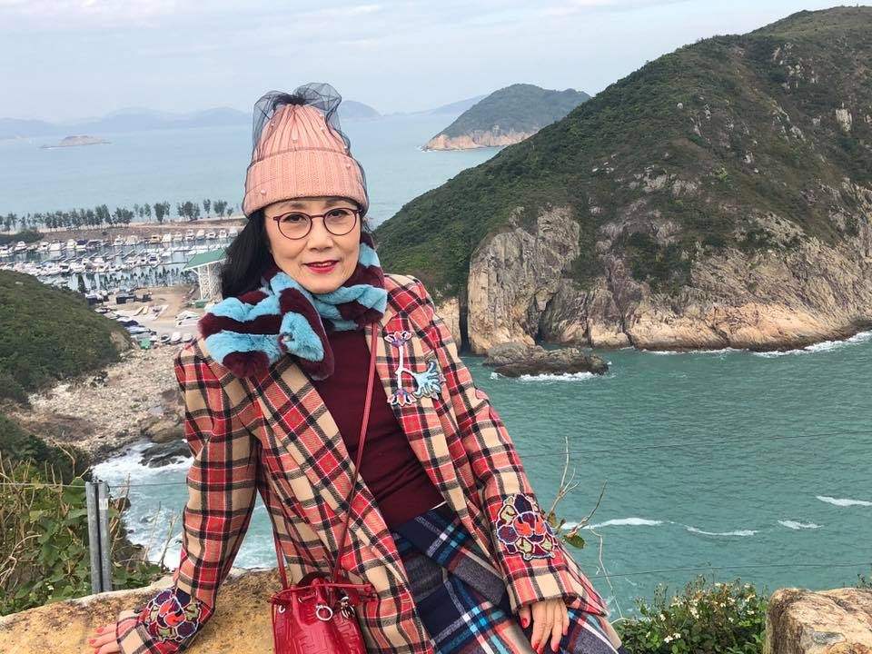 華麗轉身的霸氣明星!江明荃前衛大膽的時尚之路!