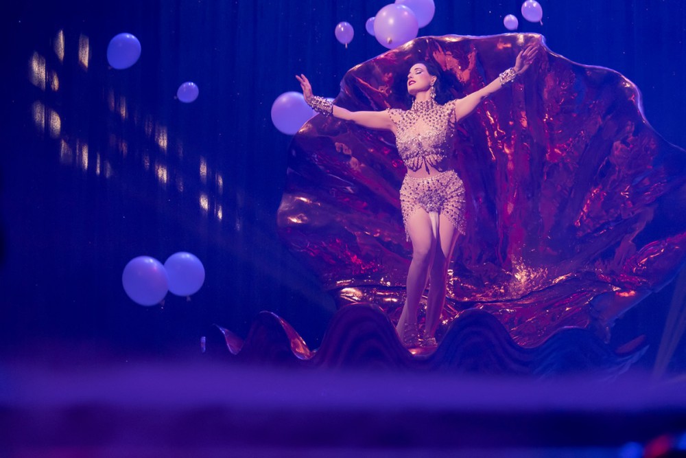 超越情色的美麗！Dita Von Teese為何能夠成為全球頂尖設計師的謬思女神？