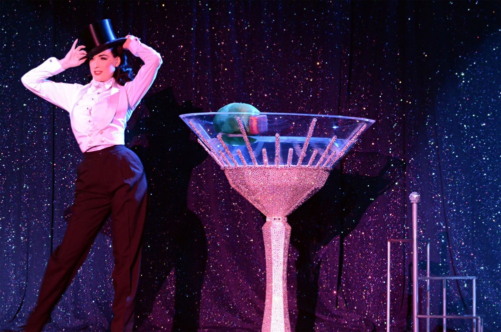 超越情色的美麗！Dita Von Teese為何能夠成為全球頂尖設計師的謬思女神？