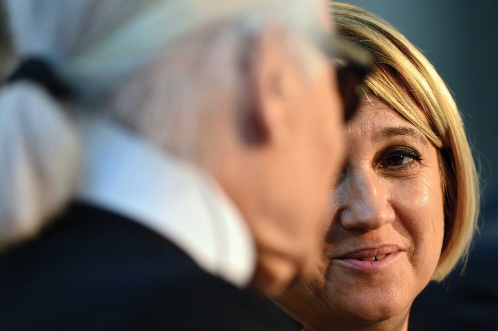 Karl Lagerfeld和Fendi家族的前世今生!攜手寫下傳奇的時尚狂想曲!