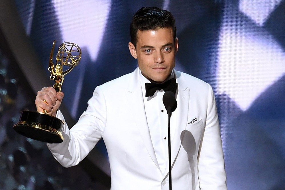 Rami Malek再次勇奪影帝殊榮！從外賣薄餅送貨員走到影帝的傳奇之路！