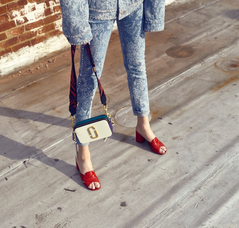 【週末推介】街拍曝光率超高！小資女必備的三個迷你手袋！