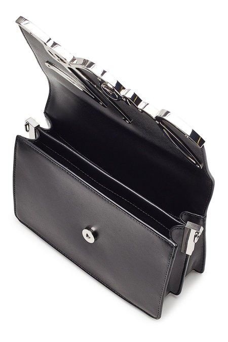 【週末推介】街拍曝光率超高！小資女必備的三個迷你手袋！