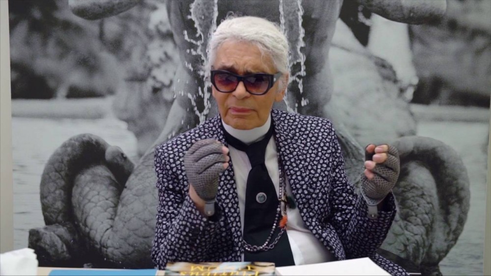 告別「老佛爺」Karl Lagerfeld！他如何為自己的人生寫下史詩般傳奇？