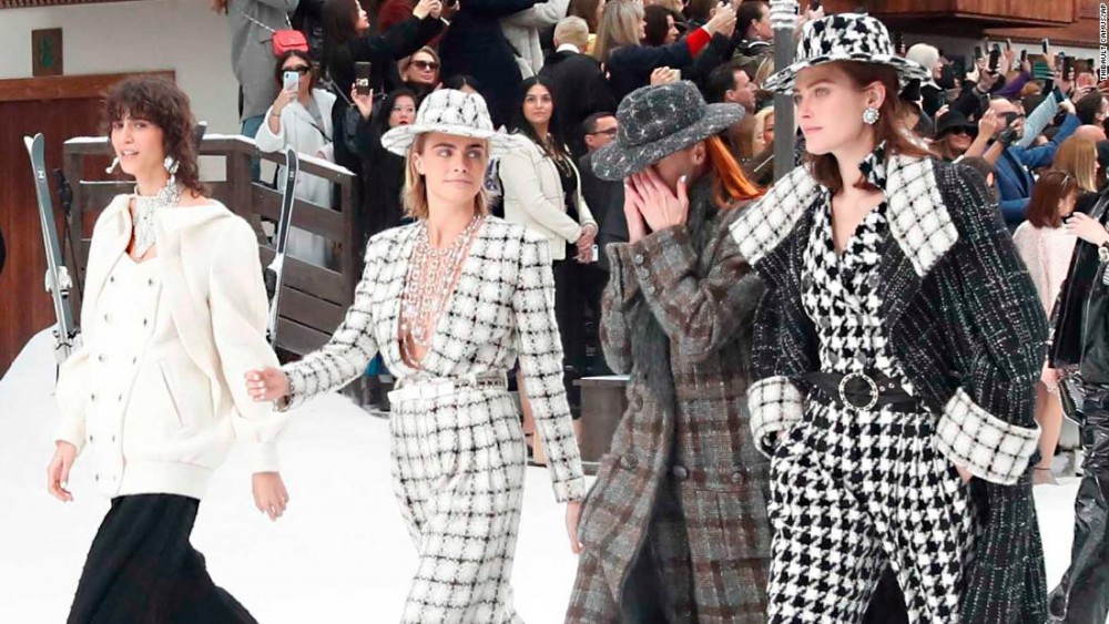 最感人淒美的終章！Karl Lagerfeld為Chanel畫下最浪漫的冬日雪國！