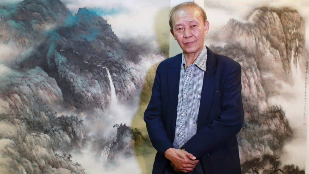 載圖