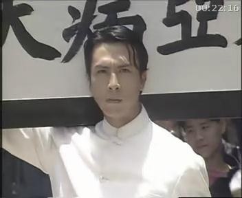 載圖