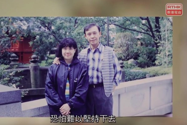 載圖