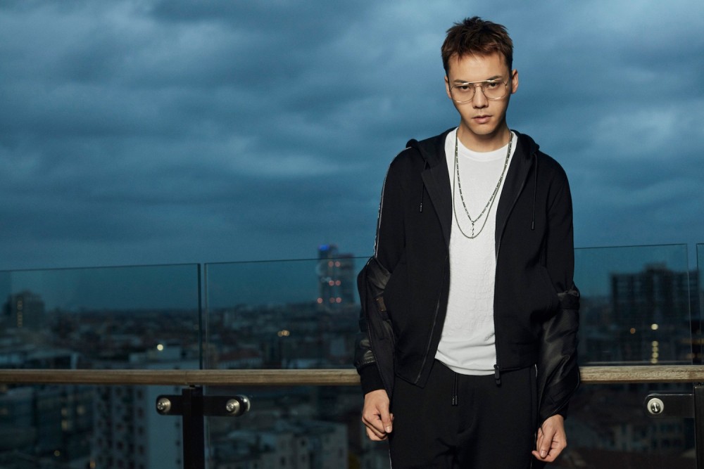 「的士陳」躍升國際時尚寵兒?為什麼他會成為全球品牌代言人?