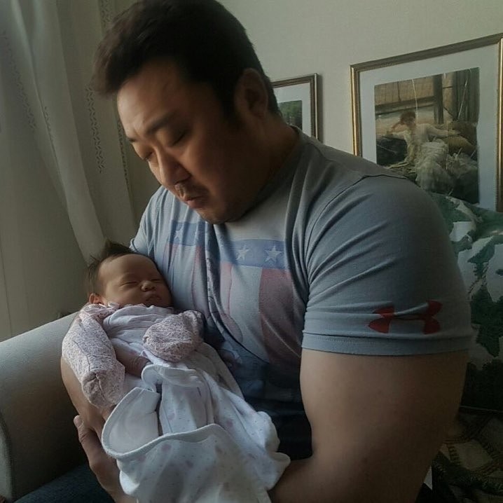 「地表最強丈夫」馬東石即將迎娶「韓國最美健身教練」？