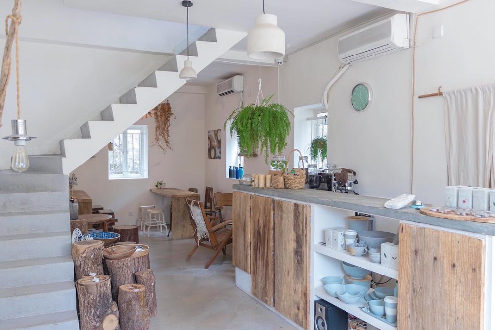 47305906_263513501010218_4754636661136461121_n