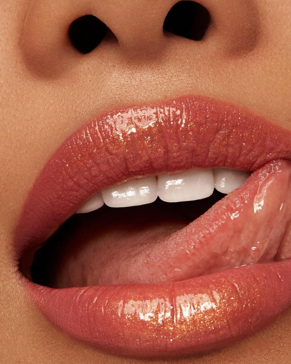 吸引力法則？如何透過兩個步驟輕鬆打造誘人妝容？