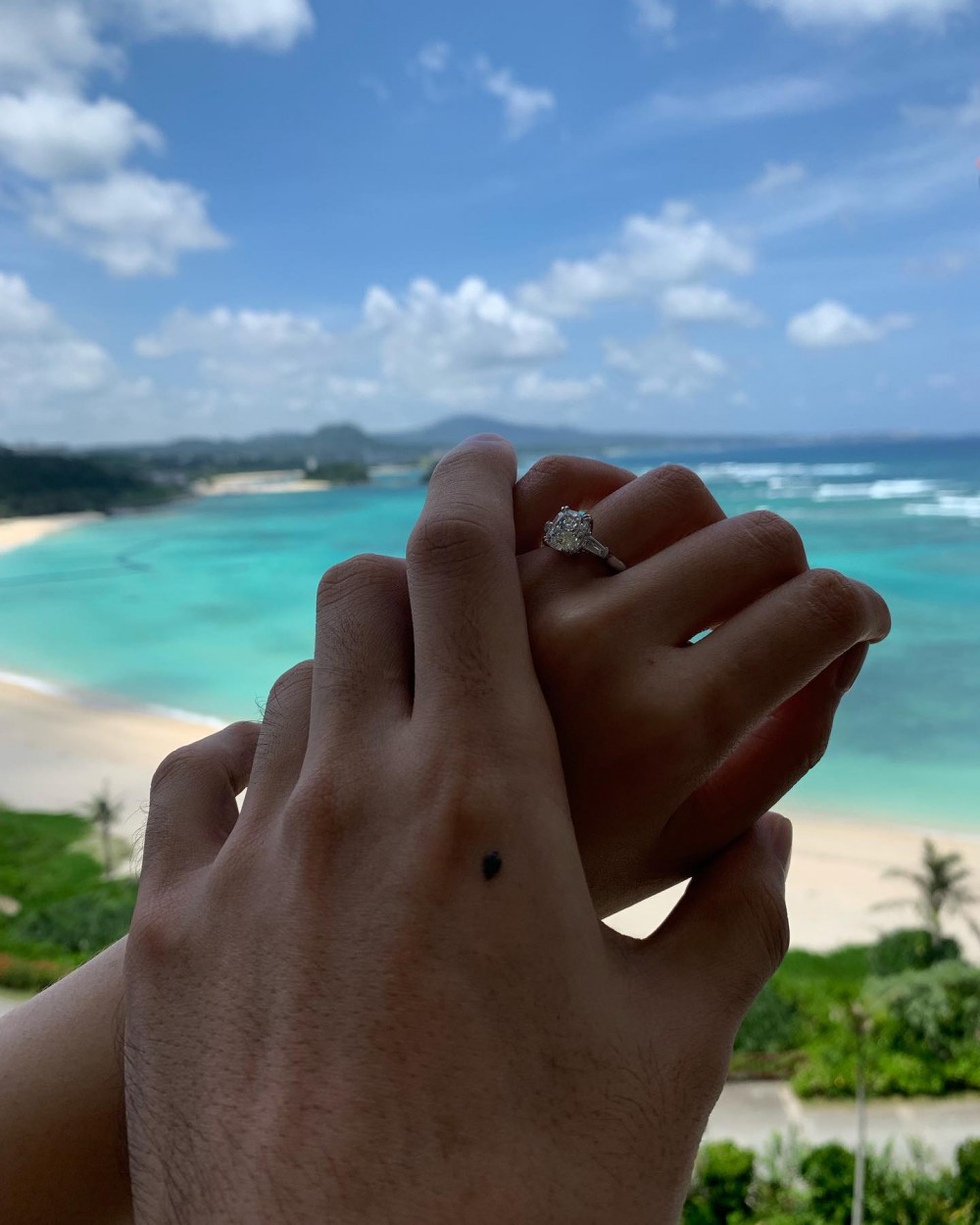 李榮浩FACEBOOK