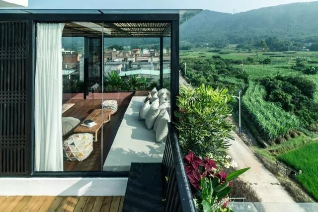 7閨蜜相識10週年合資蓋純白夢幻別墅5