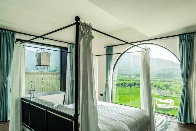 7閨蜜相識10週年合資蓋純白夢幻別墅6