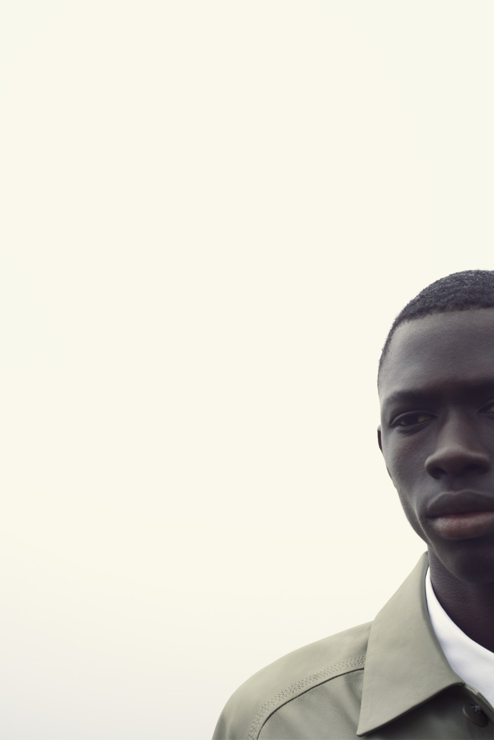 COS 2019秋冬系列廣告:不是純粹時裝,更是一次Mark Borthwick的攝影教學