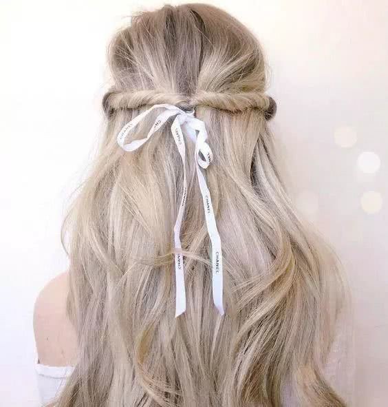 Chanel 緞帶頭髮造型 10