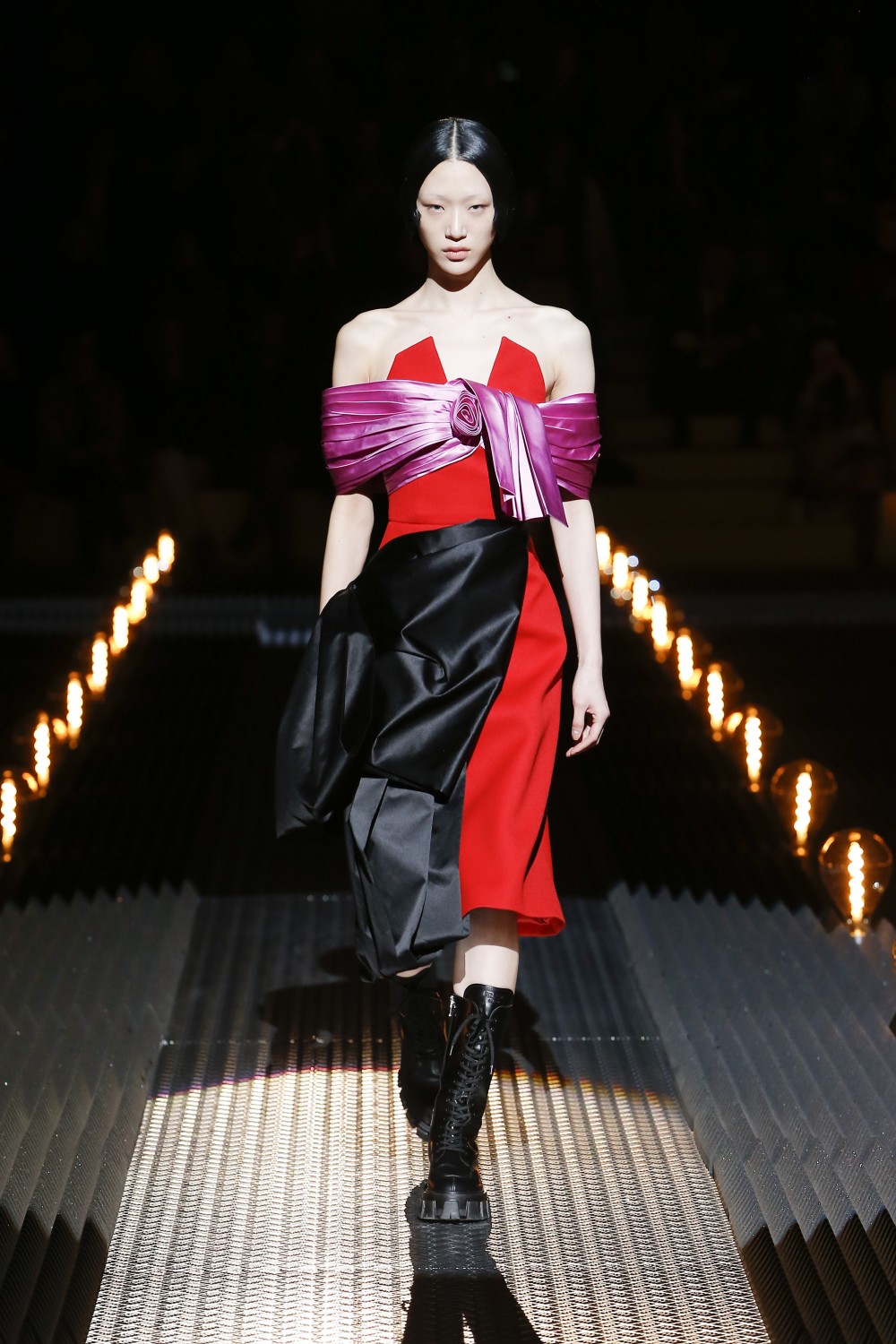 詭異的黑暗浪漫時尚！Miuccia Prada解剖The Monster的Bad Romance！