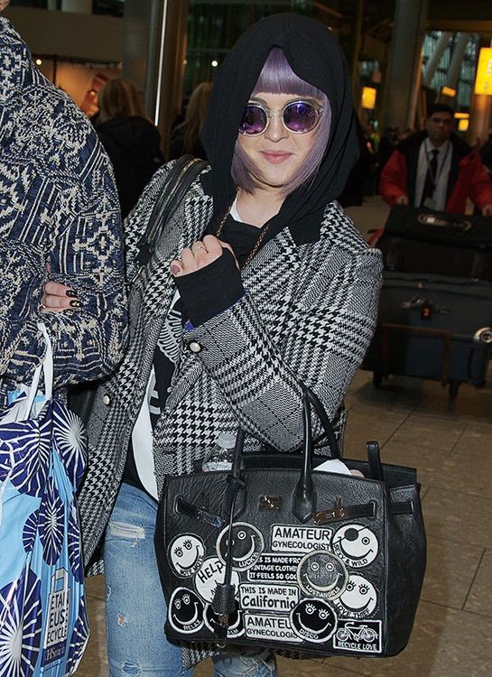 Hermès高舉祖國的五星紅旗?全球還有什麼明星曾經訂製「獨特」的Birkin系列手袋?