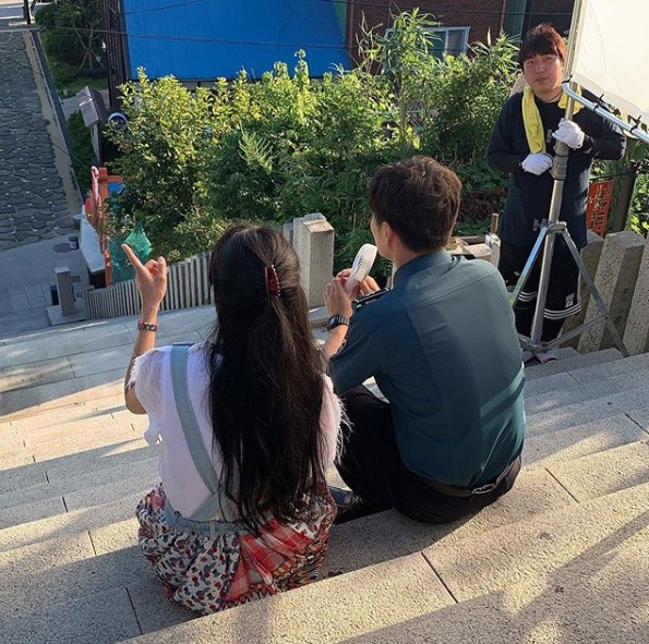 「要一起食花生嗎？」《山茶花開時》姜河那孔孝真趣談姊弟戀，告訴你最需要考量的3個現實關口