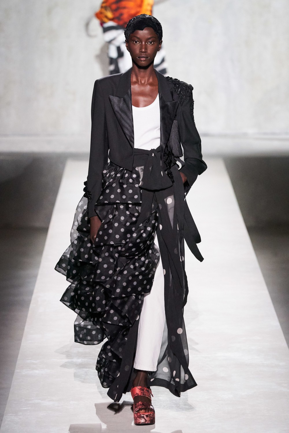 【巴黎時裝週】Dries Van Noten的華麗美學！攜手Christian Lacroix再次震撼時尚界！