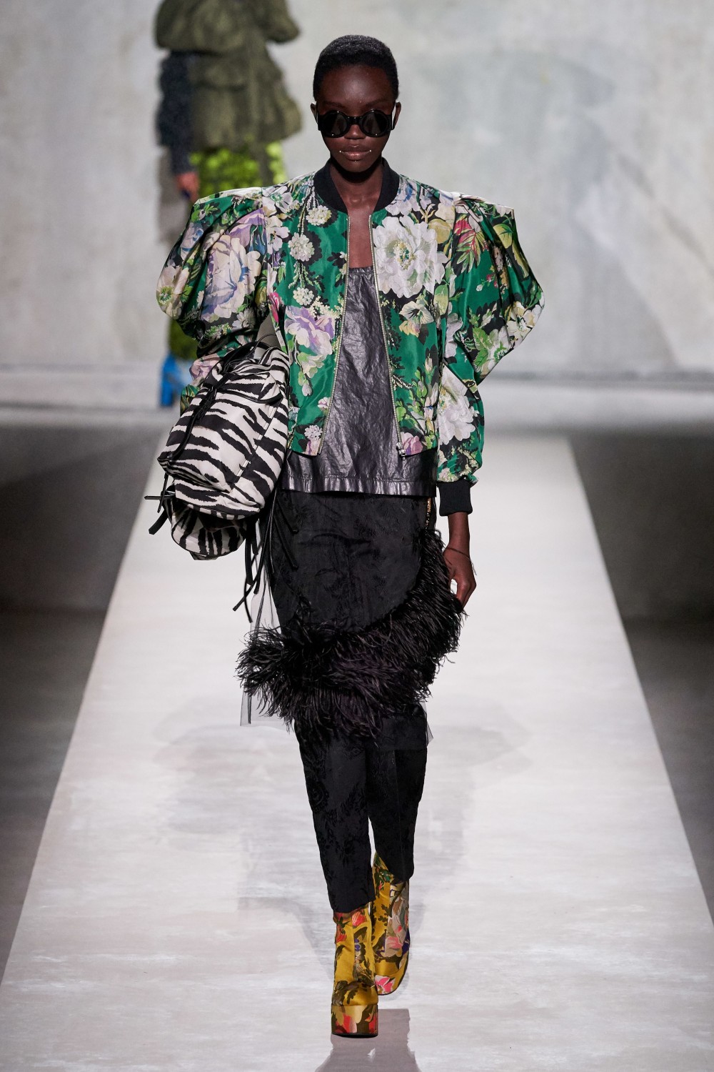 【巴黎時裝週】Dries Van Noten的華麗美學！攜手Christian Lacroix再次震撼時尚界！