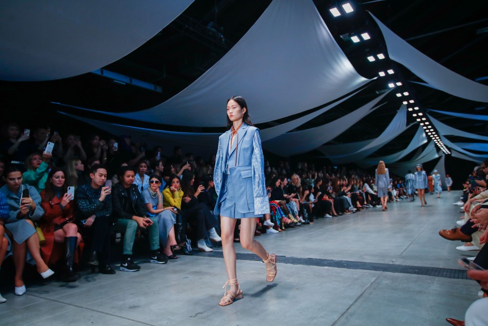 【米蘭時裝週】現代女性的浪漫主義！Sportmax傳遞擺脫禁錮的概念！