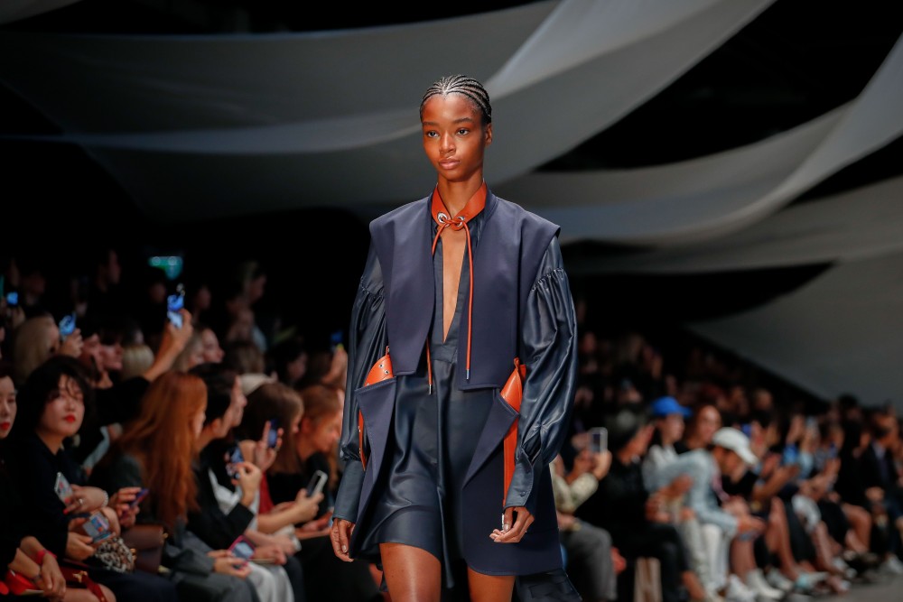 【米蘭時裝週】現代女性的浪漫主義！Sportmax傳遞擺脫禁錮的概念！