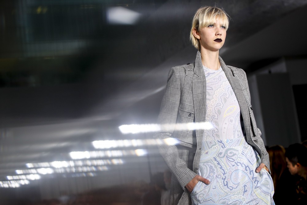 【米蘭時裝週】MaxMara筆下的女性特務！代號「007」的主角服裝？