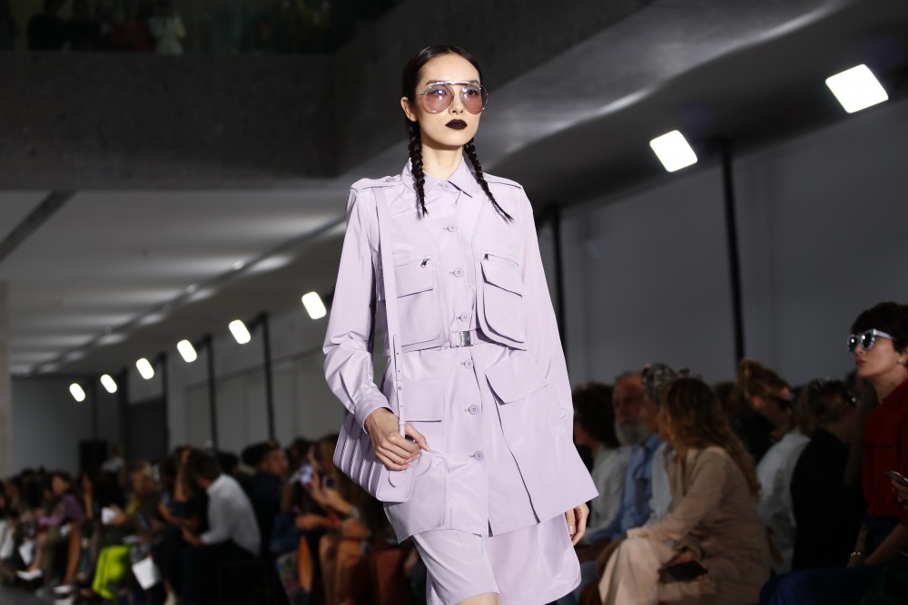 【米蘭時裝週】MaxMara筆下的女性特務！代號「007」的主角服裝？