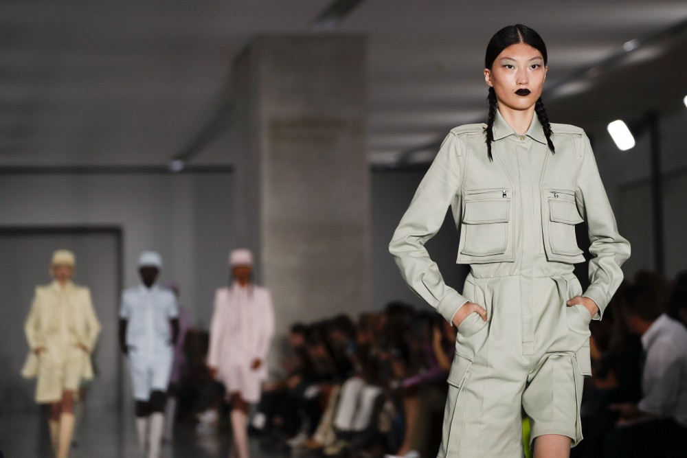 【米蘭時裝週】MaxMara筆下的女性特務！代號「007」的主角服裝？