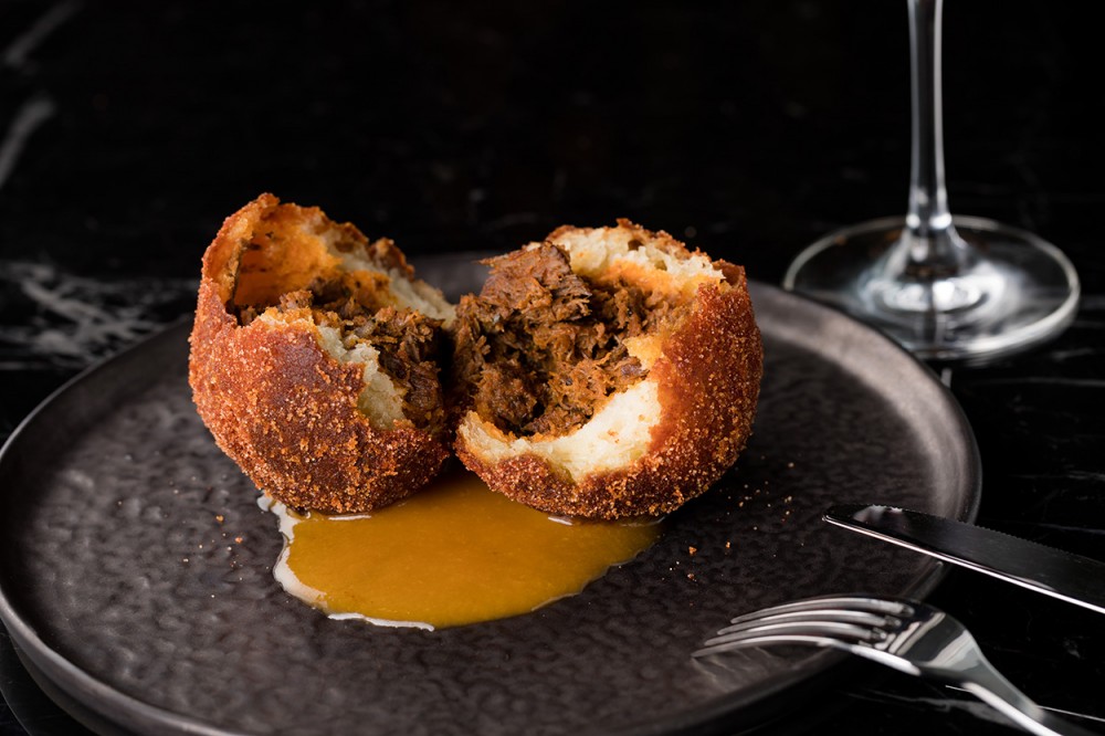 倫敦以外首間海外分店登陸香港!維港海景配人氣鴨肉窩夫,DUCK & WAFFLE正式登場