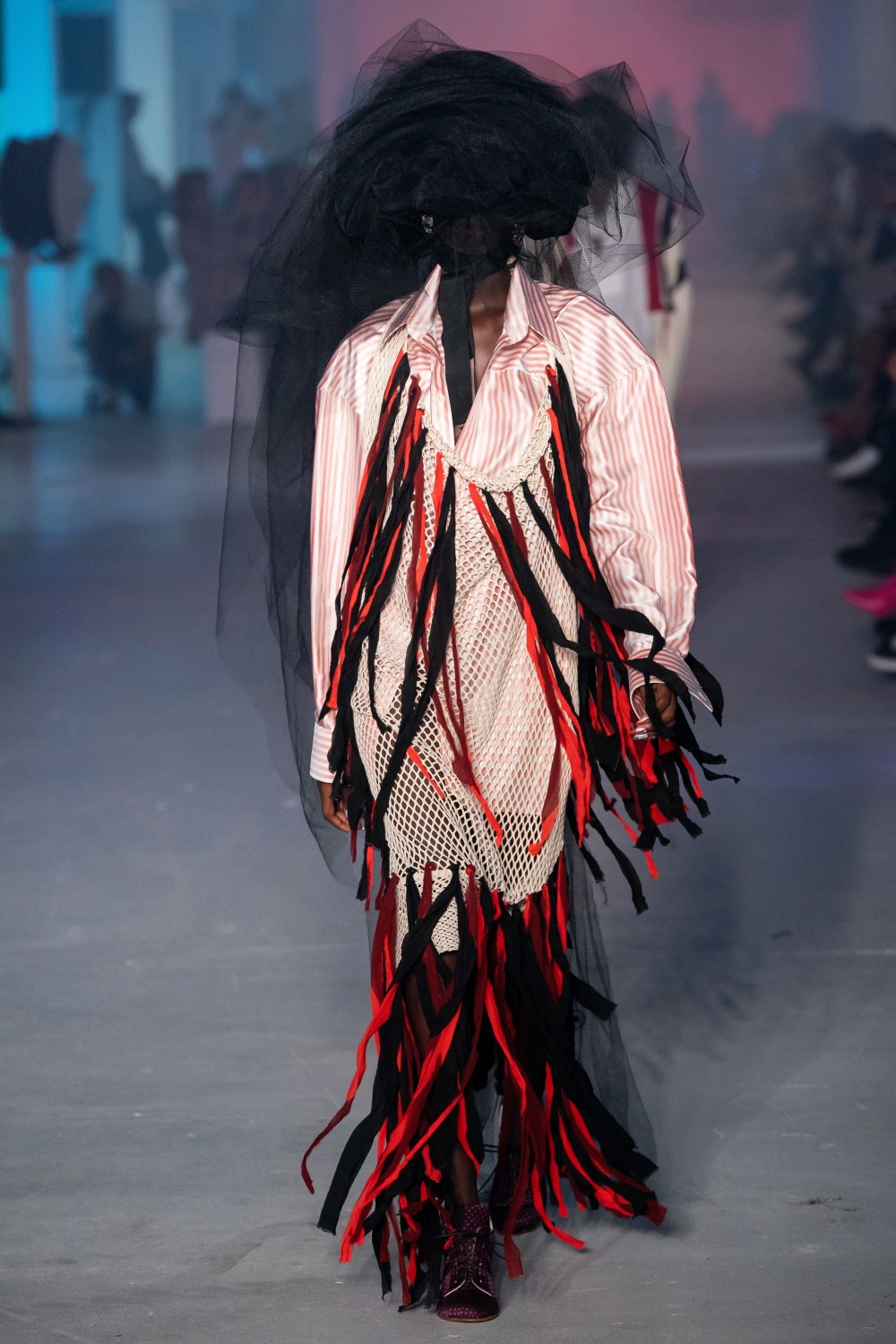 【巴黎時裝週】Andreas Kronthaler For Vivienne Westwood的環保議題!顛覆時尚界的瘋狂設計!