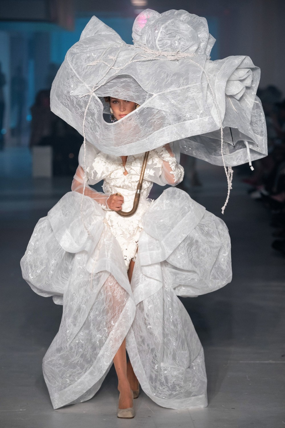 【巴黎時裝週】Andreas Kronthaler For Vivienne Westwood的環保議題!顛覆時尚界的瘋狂設計!