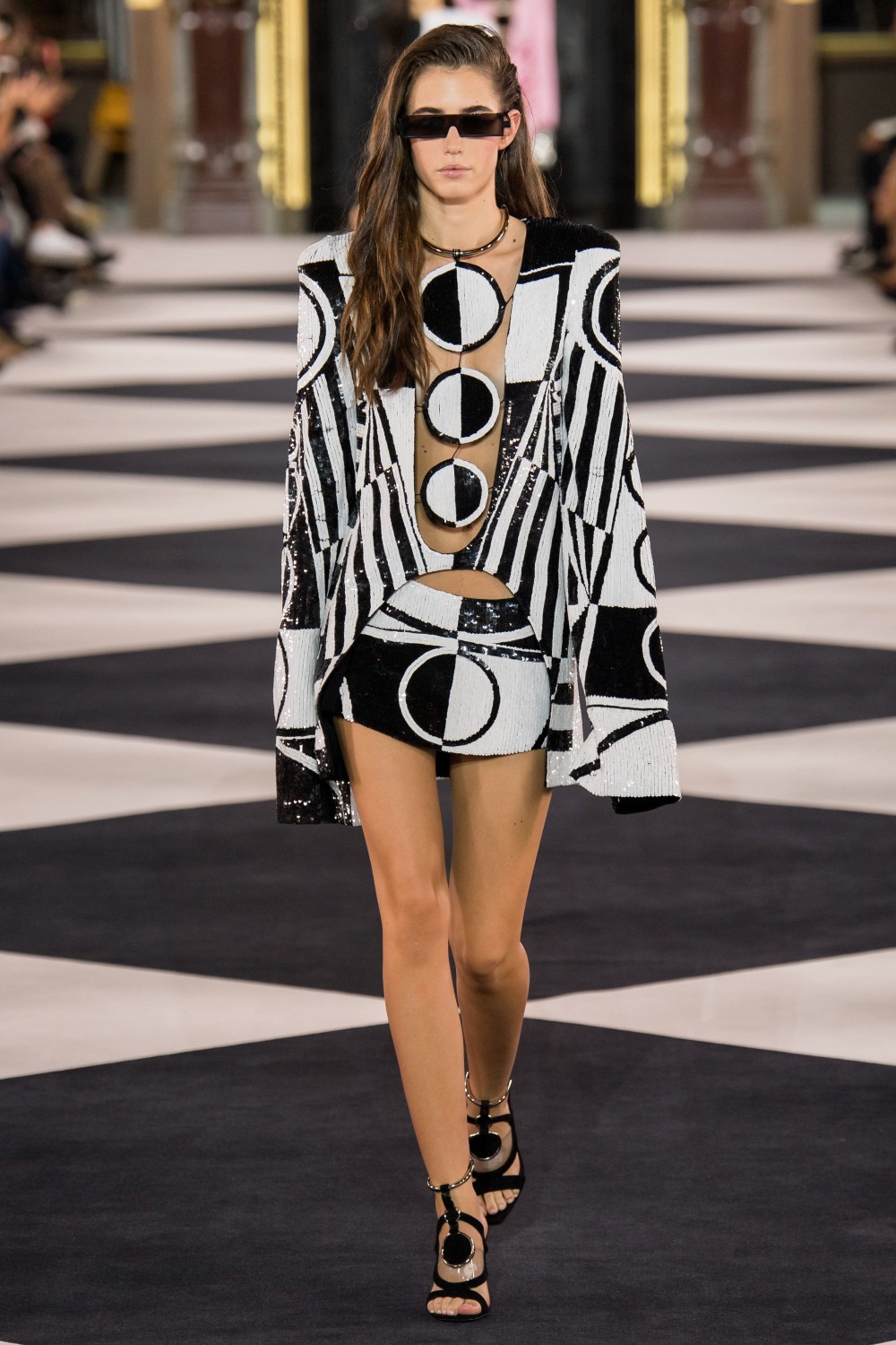 【巴黎時裝週】Balmain的天后時尚!Olivier Rousteing坦誠面對自己!