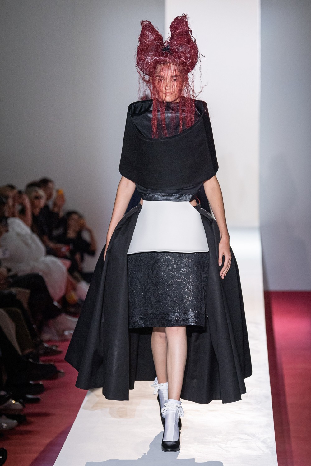 【巴黎時裝週】COMME des GARÇONS的瘋狂獨行！川久保玲重新演繹《Orlando》！