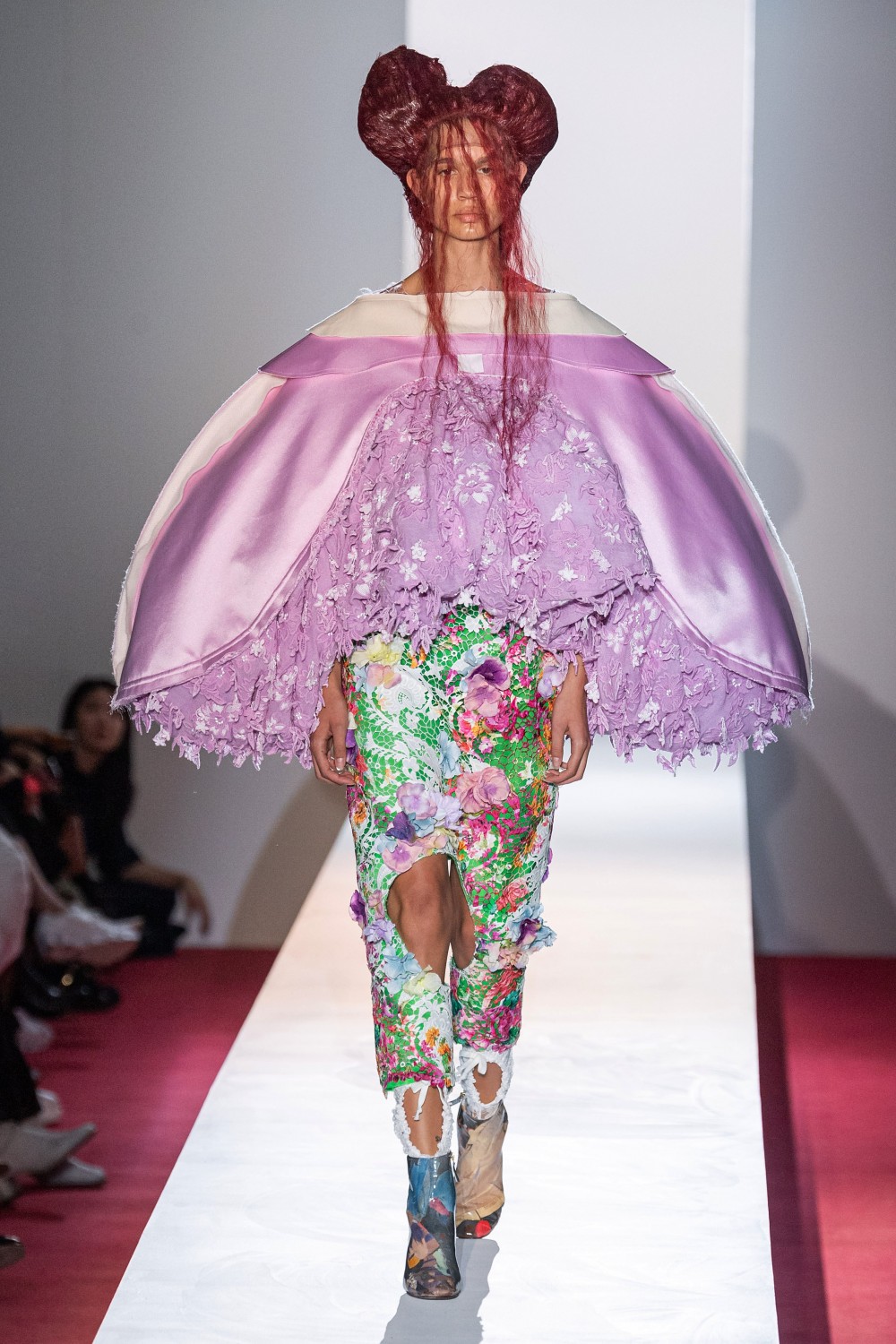 【巴黎時裝週】COMME des GARÇONS的瘋狂獨行！川久保玲重新演繹《Orlando》！