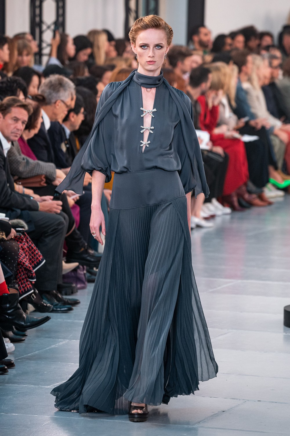 【巴黎時裝週】Chloé的浪漫不羈！Natacha Ramsay-Levi的時尚宣言！